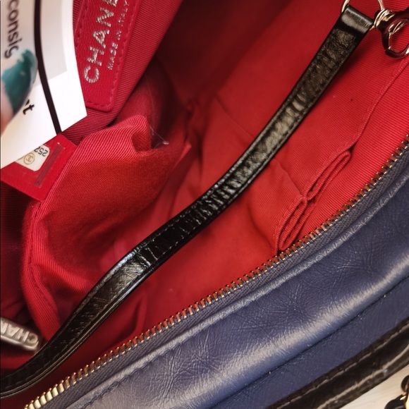 Chanel Gabrielle Bag medium Blue & Black - Picture 9 of 9